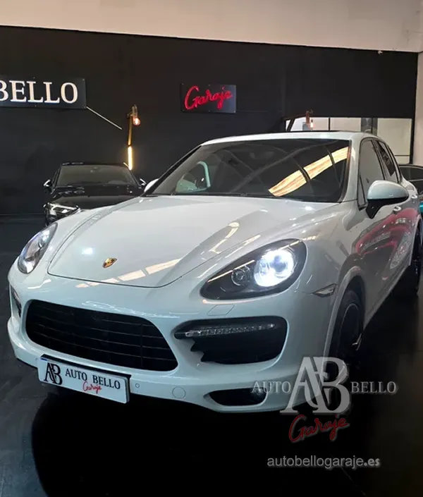 Porsche Cayenne 2012