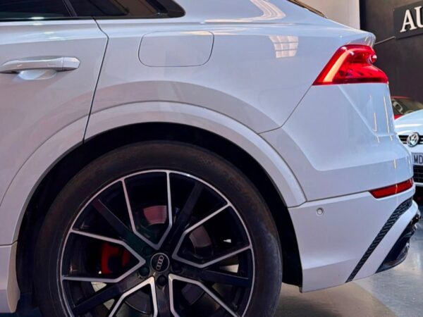 Audi Q8 55 TFSIe 280kW 380CV quattro tiptronic