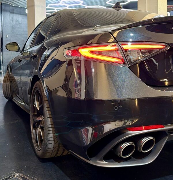 Alfa Romeo Giulia 2.9T V6 382kW (520CV) Quadrifoglio AT