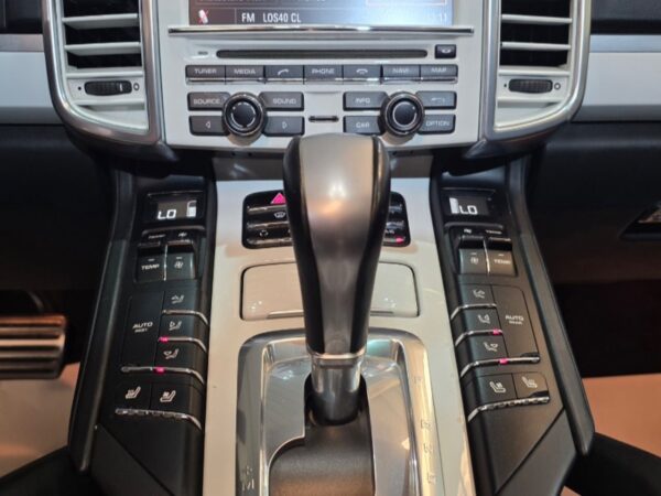 Porsche Cayenne 4.8 V8 Turbo Tiptronic