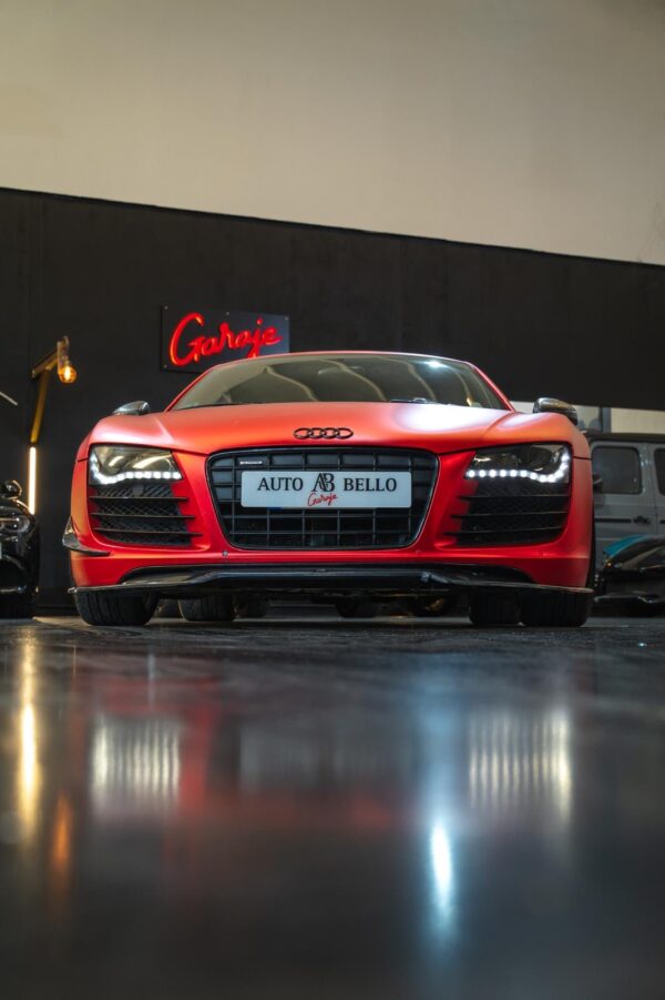 Audi R8 4.2 FSI V8 quattro