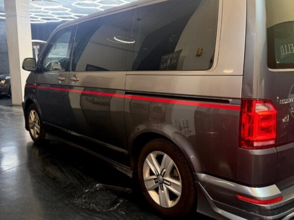 Volkswagen Multivan Highline Corto 2.0 TDI 150kW BMT DSG 4M