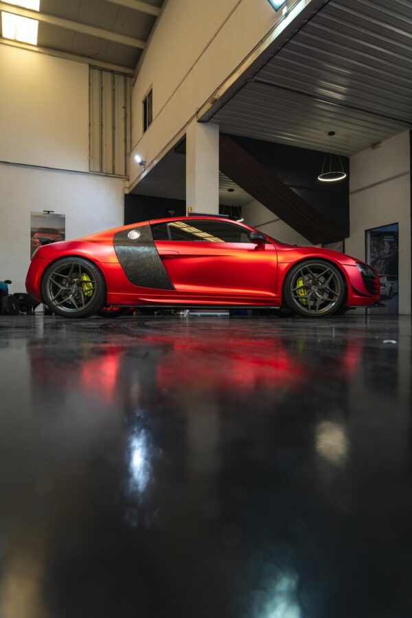 Audi R8 4.2 FSI V8 quattro