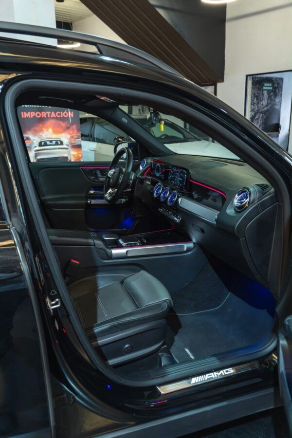 Mercedes GLB Mercedes-AMG GLB 35 4MATIC